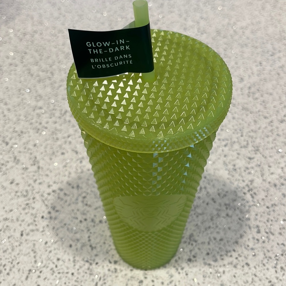 NWT Starbucks Glow In The Dark Cup
